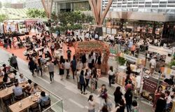 Reddot Traffic (D1), Retail #640252201